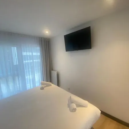 Guest house Donostia 3*